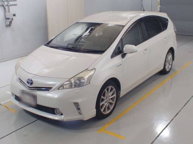 90182 TOYOTA PRIUS ALPHA ZVW41W 2011 г. (CAA Chubu)